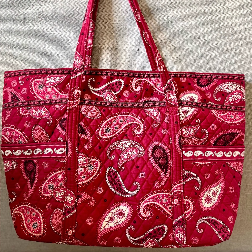 Vera Bradley Quilted Paisley Mesa Red Tote